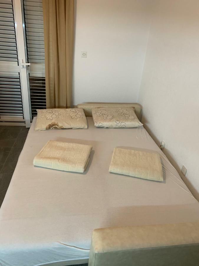 Apartment Rena *